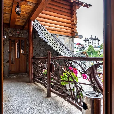 марина Hotel Bukoveľ