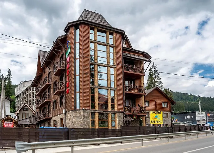 Hotel марина