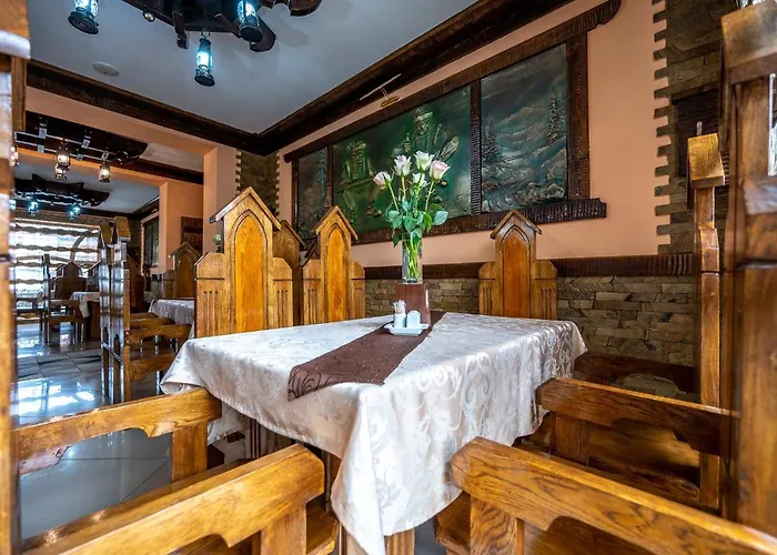 марина 酒店 *