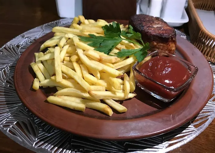 марина 酒店